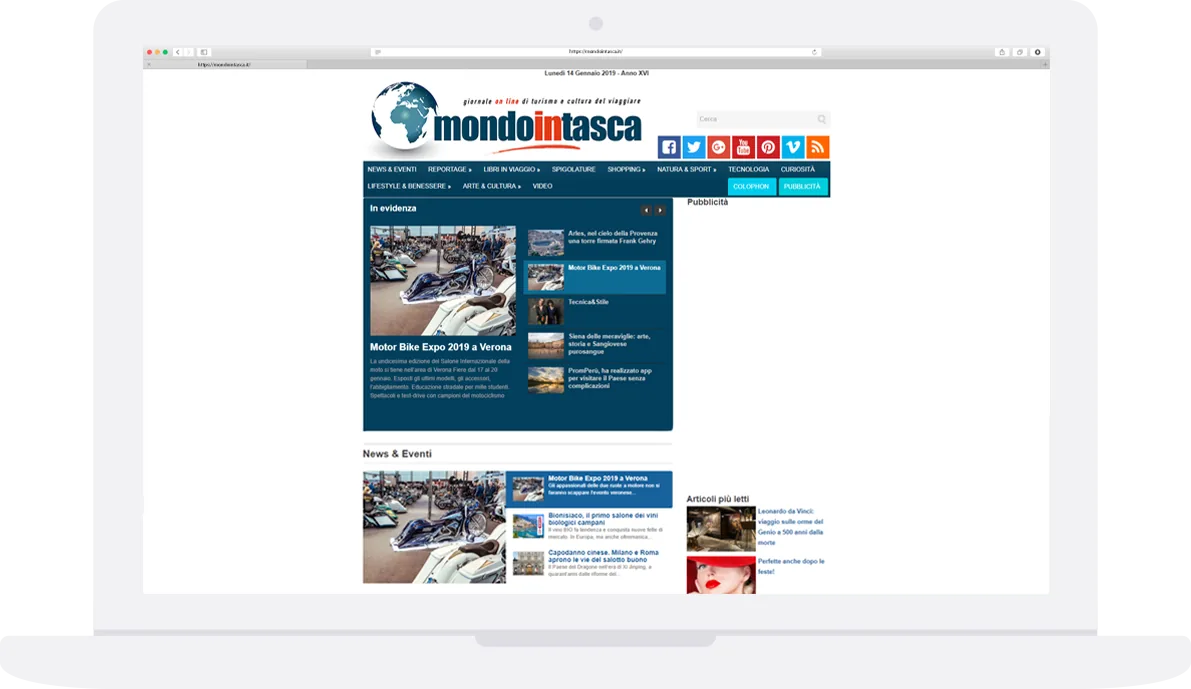 Laptop con la homepage del magazine di viaggi Mondo in Tasca