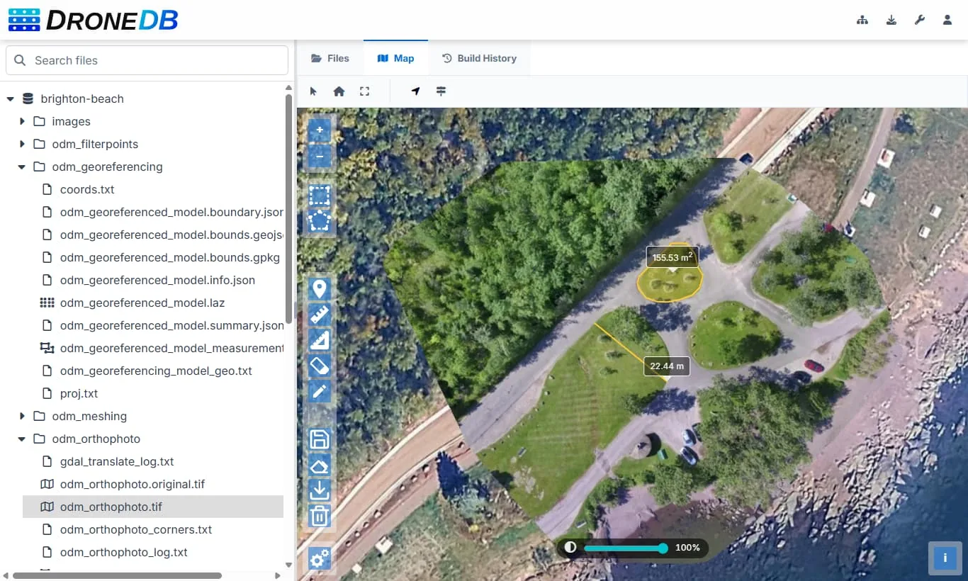 DroneDB Hub: albero dei file e ortofoto con misure di area e distanza
